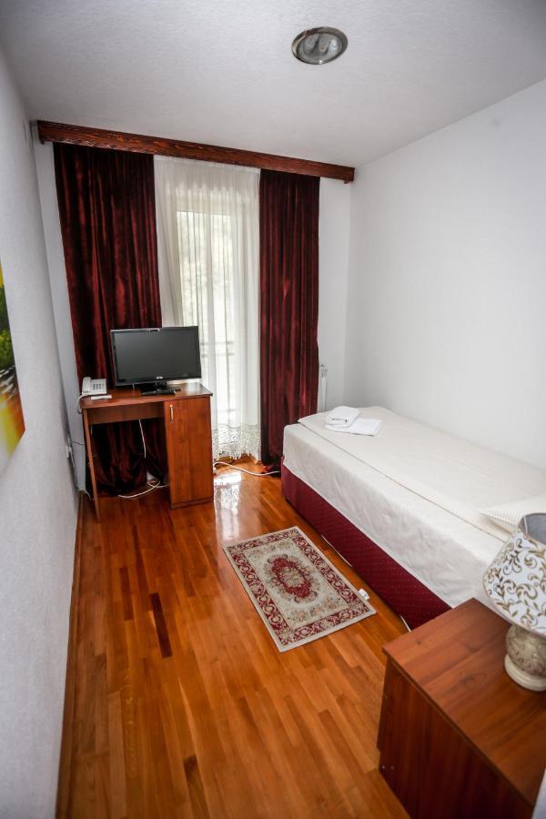 Hotel Bob Σαράγεβο Εξωτερικό φωτογραφία